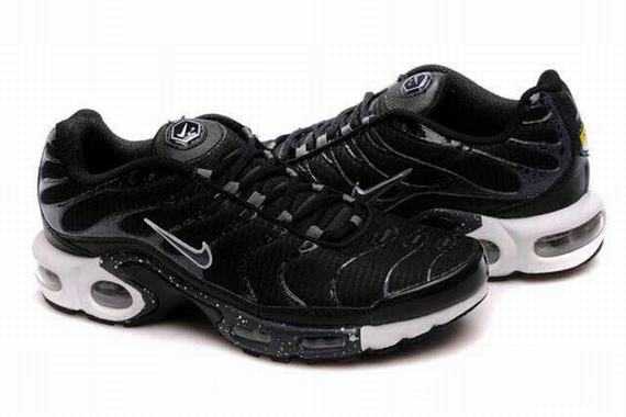 baskets tn requin nike air max requin tn trainer en ligne